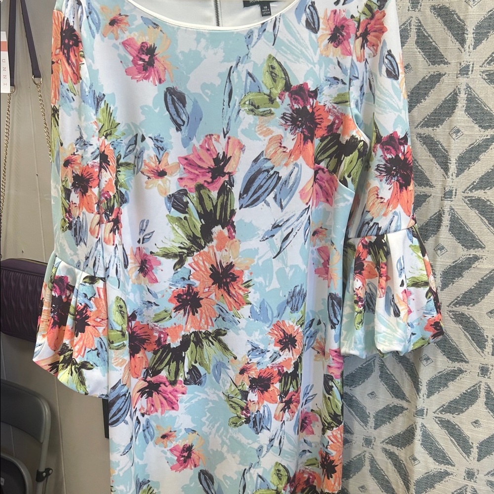 Ronni Nicole Multicolor Floral Blouse